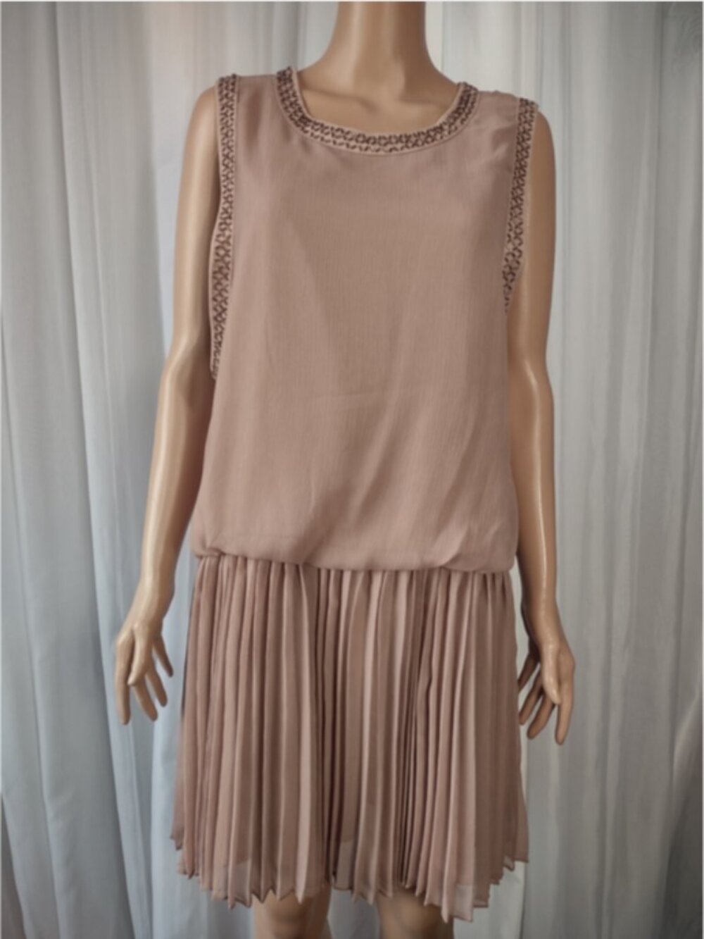 Worthington December rose dress with beaded bodice and pleat skirt size 16